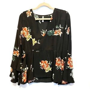 Floral bell sleeve top